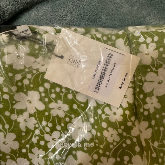 NWT Reformation Zoe Skirt Tempo - Picture 4 of 4